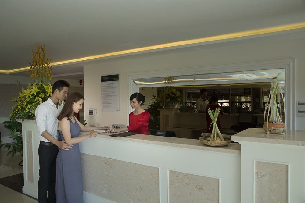 Muong Thanh Grand Lao Cai Hotel Exteriör bild